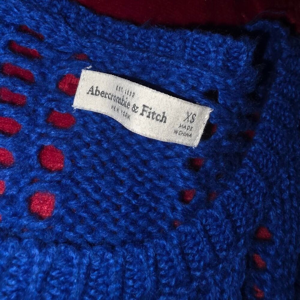 Y2K Abercrombie & Fitch Royal Blue Cable Knit Sweater - Picture 3 of 4